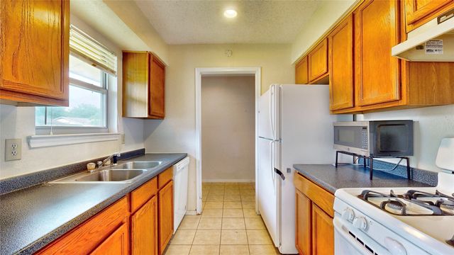 1147 Shadyglen Circle, Richardson, TX 75081