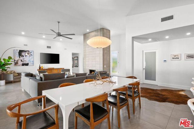 1160 E Marion Way, Palm Springs, CA 92264