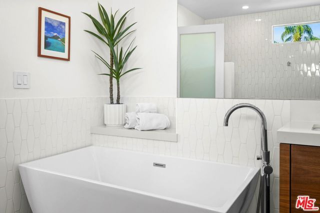 1160 E Marion Way, Palm Springs, CA 92264