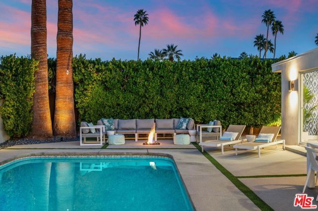 1160 E Marion Way, Palm Springs, CA 92264