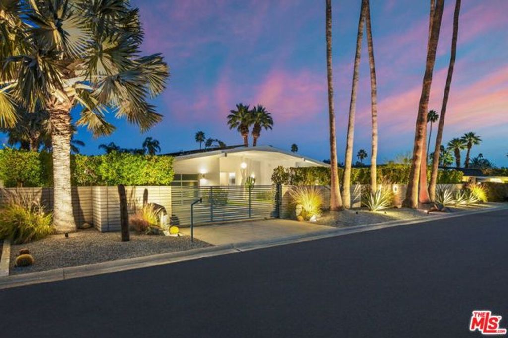 1160 E Marion Way, Palm Springs, CA 92264