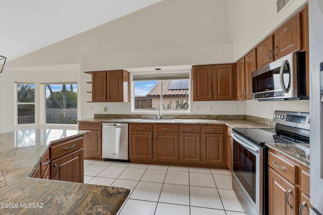 3021 W Corte Madelena, Tucson, AZ 85741