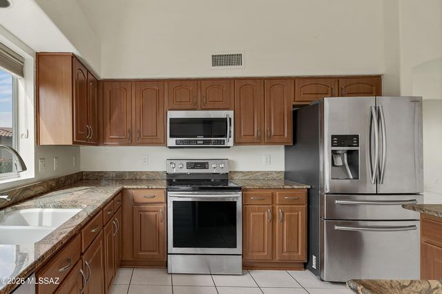 3021 W Corte Madelena, Tucson, AZ 85741