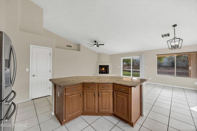 3021 W Corte Madelena, Tucson, AZ 85741