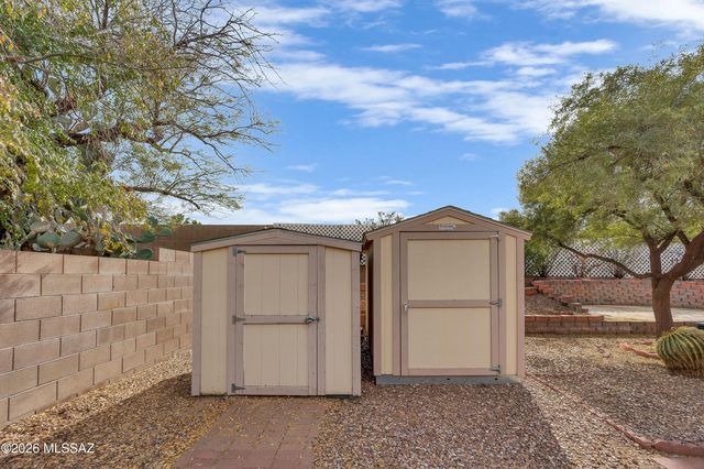 3021 W Corte Madelena, Tucson, AZ 85741