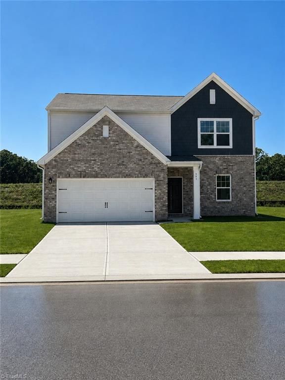 1026 Riverbank Drive, Kernersville, NC 27284