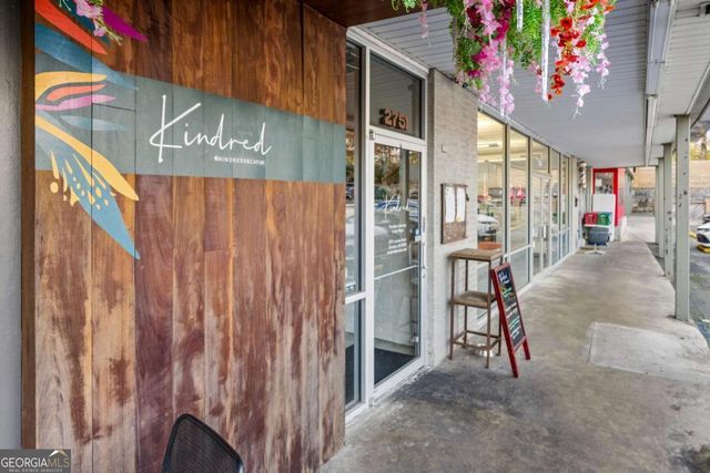 2370 Leafgate Road, Decatur, GA 30033