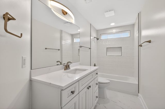 7101 Sunnywood Dr, Nashville, TN 37211