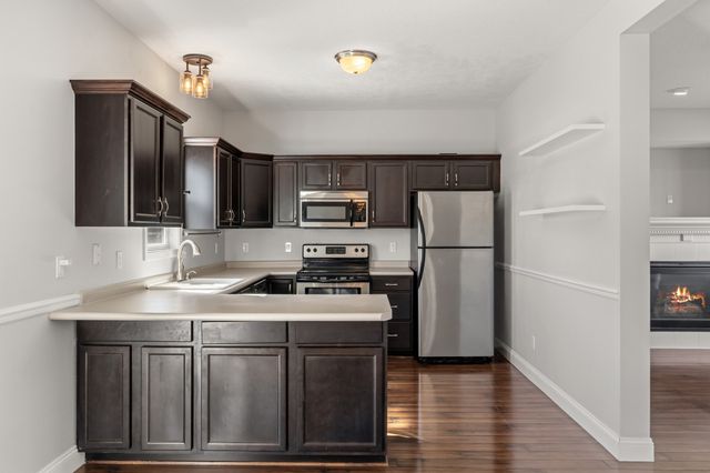 10324 Stonebridge Drive, Johnston, IA 50131