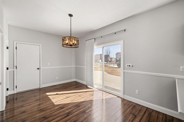 10324 Stonebridge Drive, Johnston, IA 50131