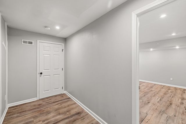 10324 Stonebridge Drive, Johnston, IA 50131