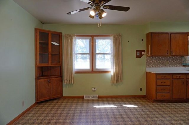 2075 Quail Avenue, Charles City, IA 50616