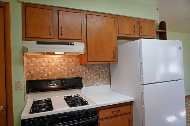 2075 Quail Avenue, Charles City, IA 50616