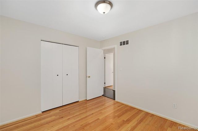 25538 Parsons Drive, Southfield, MI 48075