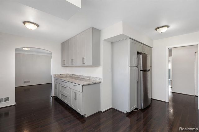 25538 Parsons Drive, Southfield, MI 48075