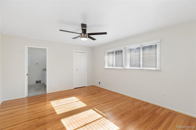 25538 Parsons Drive, Southfield, MI 48075