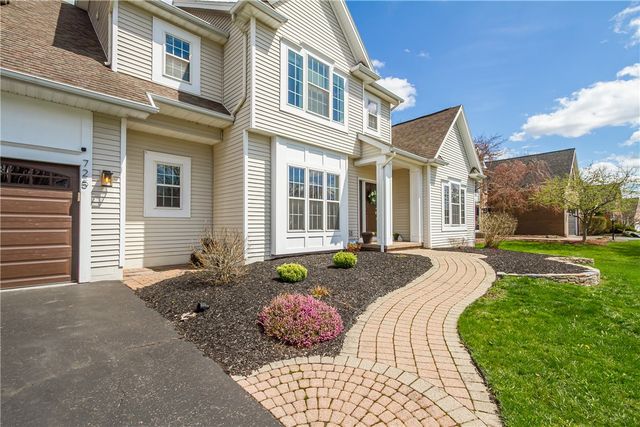 725 Rookery, Walworth, NY 14502