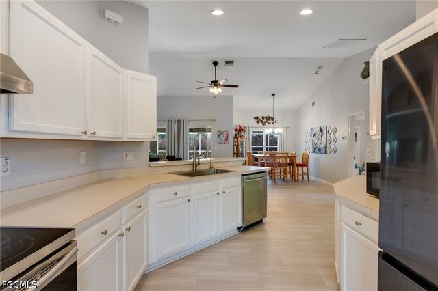 3801 28th ST SW, Lehigh Acres, FL 33976