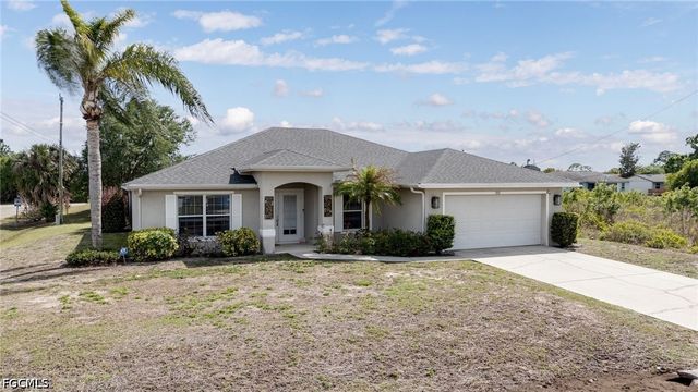 3801 28th ST SW, Lehigh Acres, FL 33976