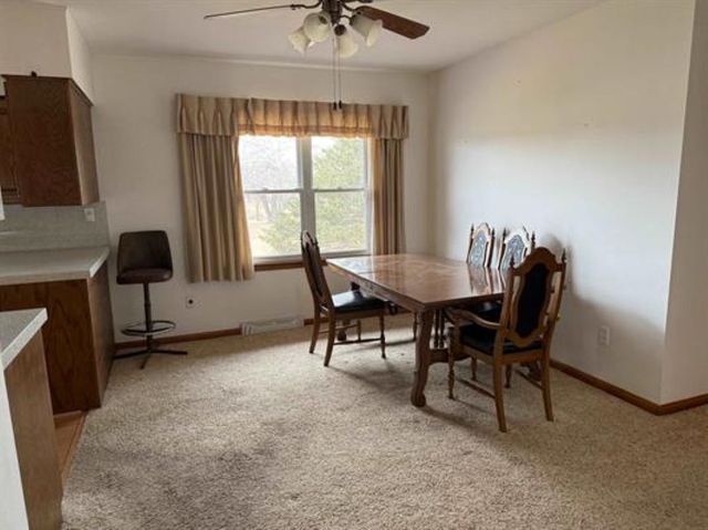 11224 Ventura Boulevard, Machesney Park, IL 61115