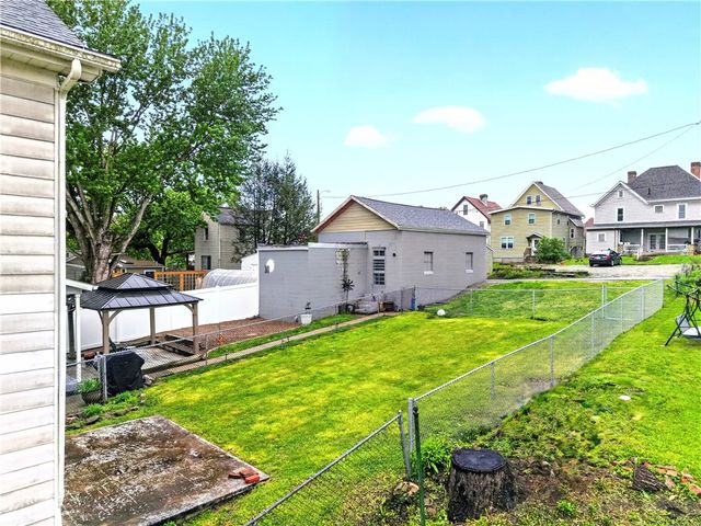 621 Stone Street, City Of Greensburg, PA 15601