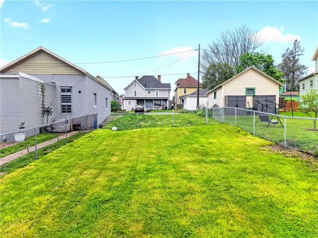 621 Stone Street, City Of Greensburg, PA 15601