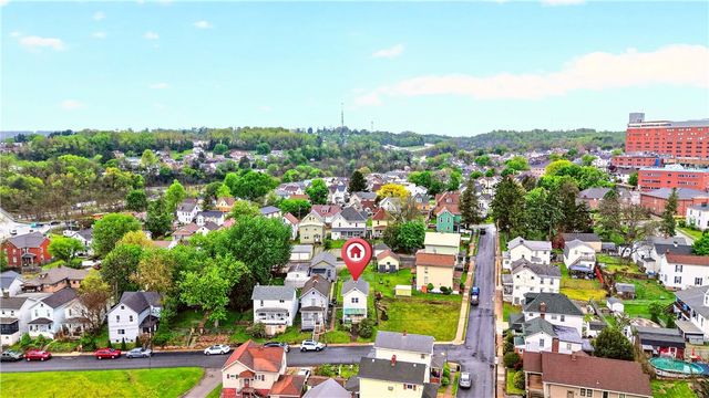 621 Stone Street, City Of Greensburg, PA 15601