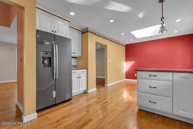 691 Sussex Court, Toms River, NJ 08753