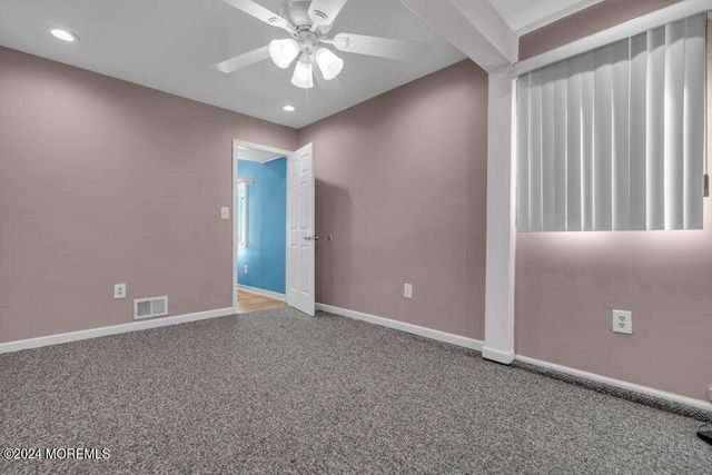 691 Sussex Court, Toms River, NJ 08753