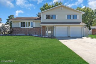 691 Sussex Court, Toms River, NJ 08753