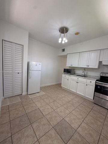 1301 NE 110th Street 3, Miami, FL 33161