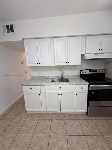 1301 NE 110th Street 3, Miami, FL 33161