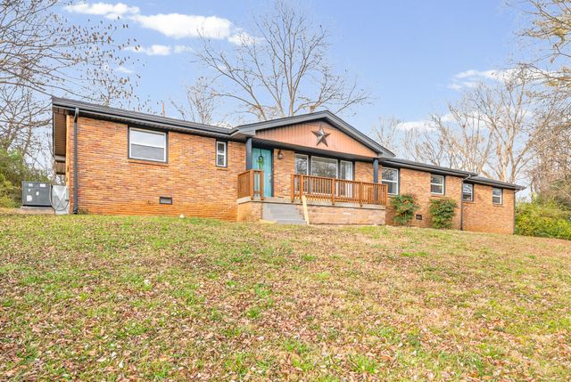 509 Rosewood Dr, Clarksville, TN 37043