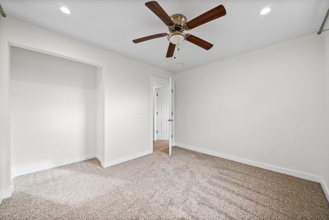 509 Rosewood Dr, Clarksville, TN 37043