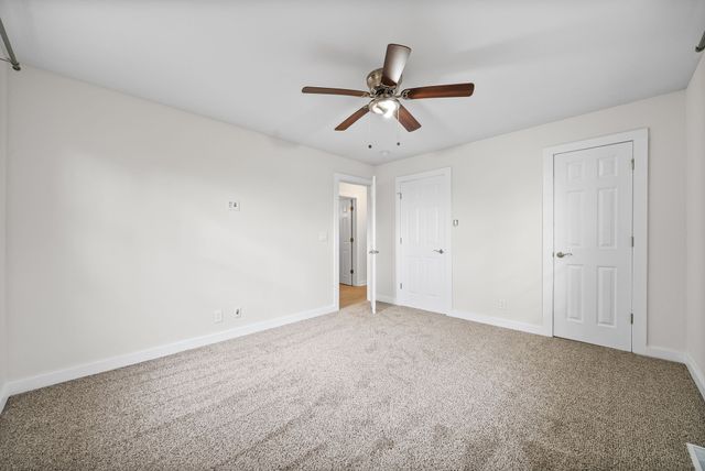 509 Rosewood Dr, Clarksville, TN 37043