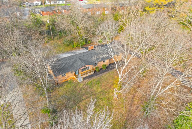 509 Rosewood Dr, Clarksville, TN 37043