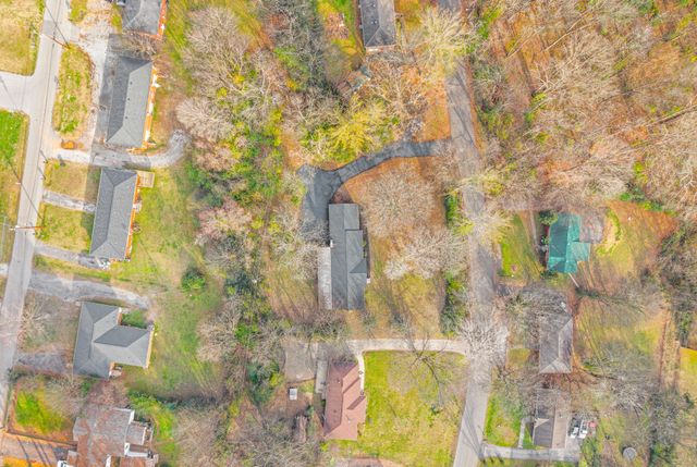 509 Rosewood Dr, Clarksville, TN 37043