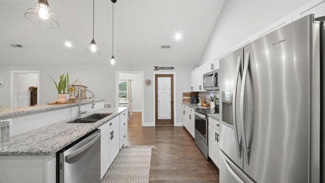 665 County Road 48, Athens, TN 37303