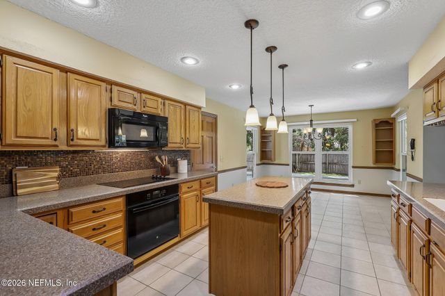 2609 BELLESHORE Court, Orange Park, FL 32073