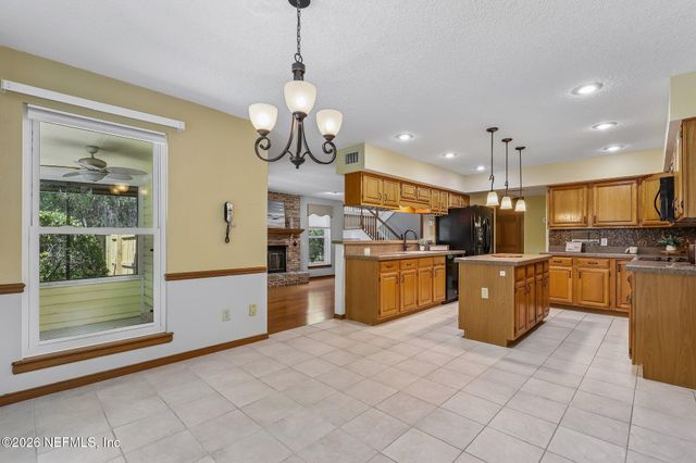 2609 BELLESHORE Court, Orange Park, FL 32073
