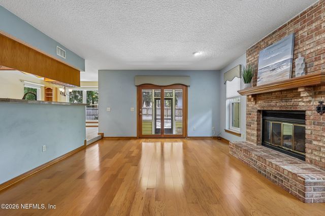 2609 BELLESHORE Court, Orange Park, FL 32073