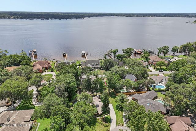 2609 BELLESHORE Court, Orange Park, FL 32073