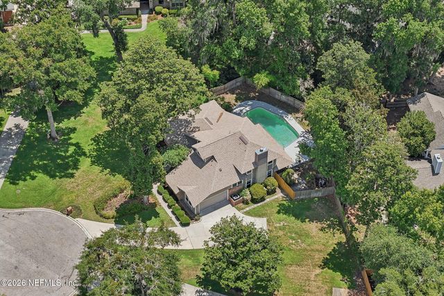 2609 BELLESHORE Court, Orange Park, FL 32073