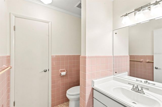 421 ELLIOTT AVENUE, Sanford, FL 32771