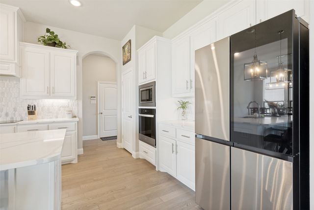 9240 Dove Hollow Road, New Fairview, TX 76247