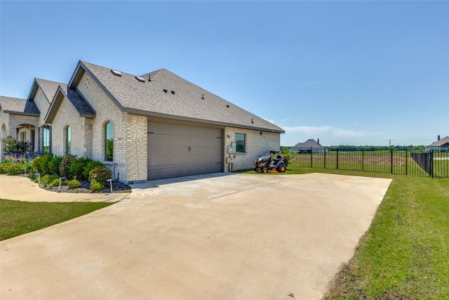 9240 Dove Hollow Road, New Fairview, TX 76247