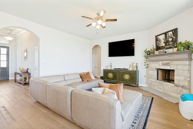 9240 Dove Hollow Road, New Fairview, TX 76247