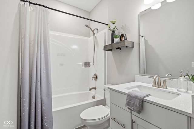 5228 Bayberry Court, Whitestown, IN 46075