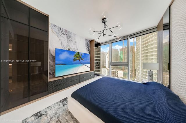 300 Biscayne Boulevard Way 2307W, Miami, FL 33131