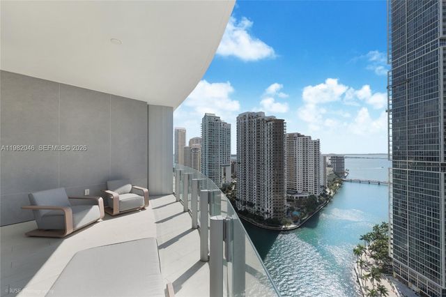 300 Biscayne Boulevard Way 2307W, Miami, FL 33131
